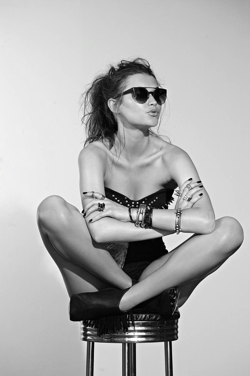 Sassy girls in Seoul — step in, relax, and chat live