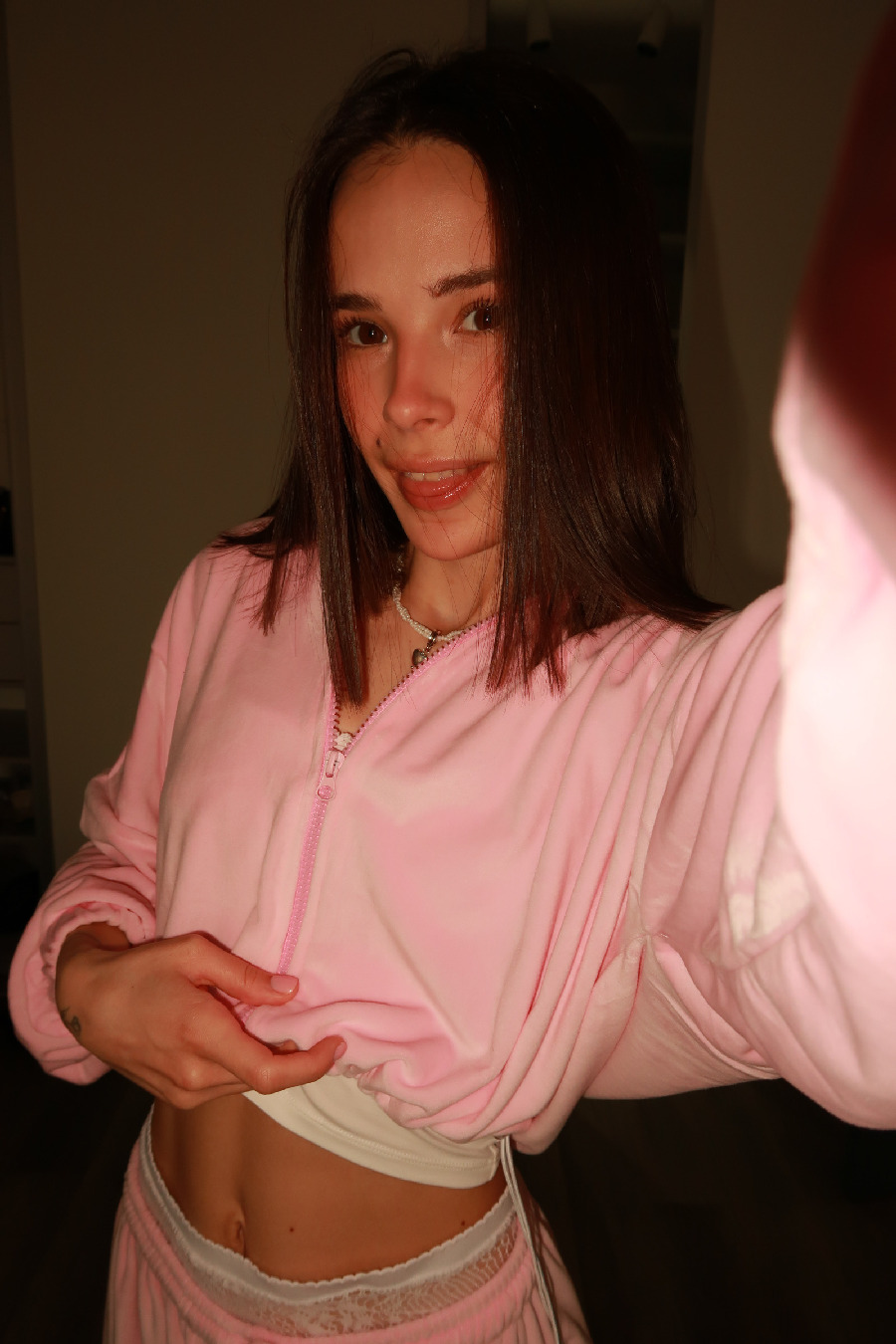 Tina brings the glow — live moments in Seoul